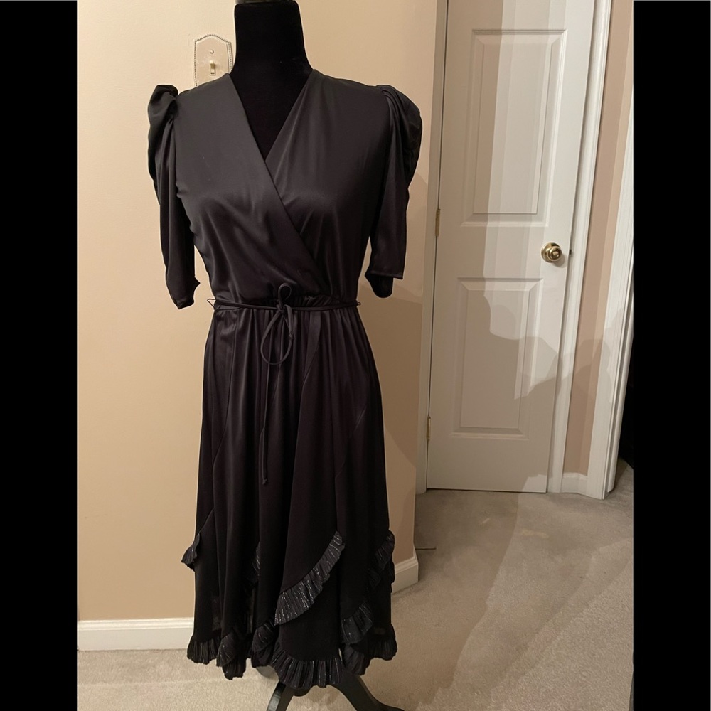 Vintage black disco pullover dress. Size 3/4.